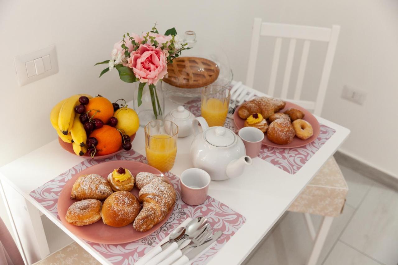 Velia34 Bed and Breakfast Salerno Eksteriør billede