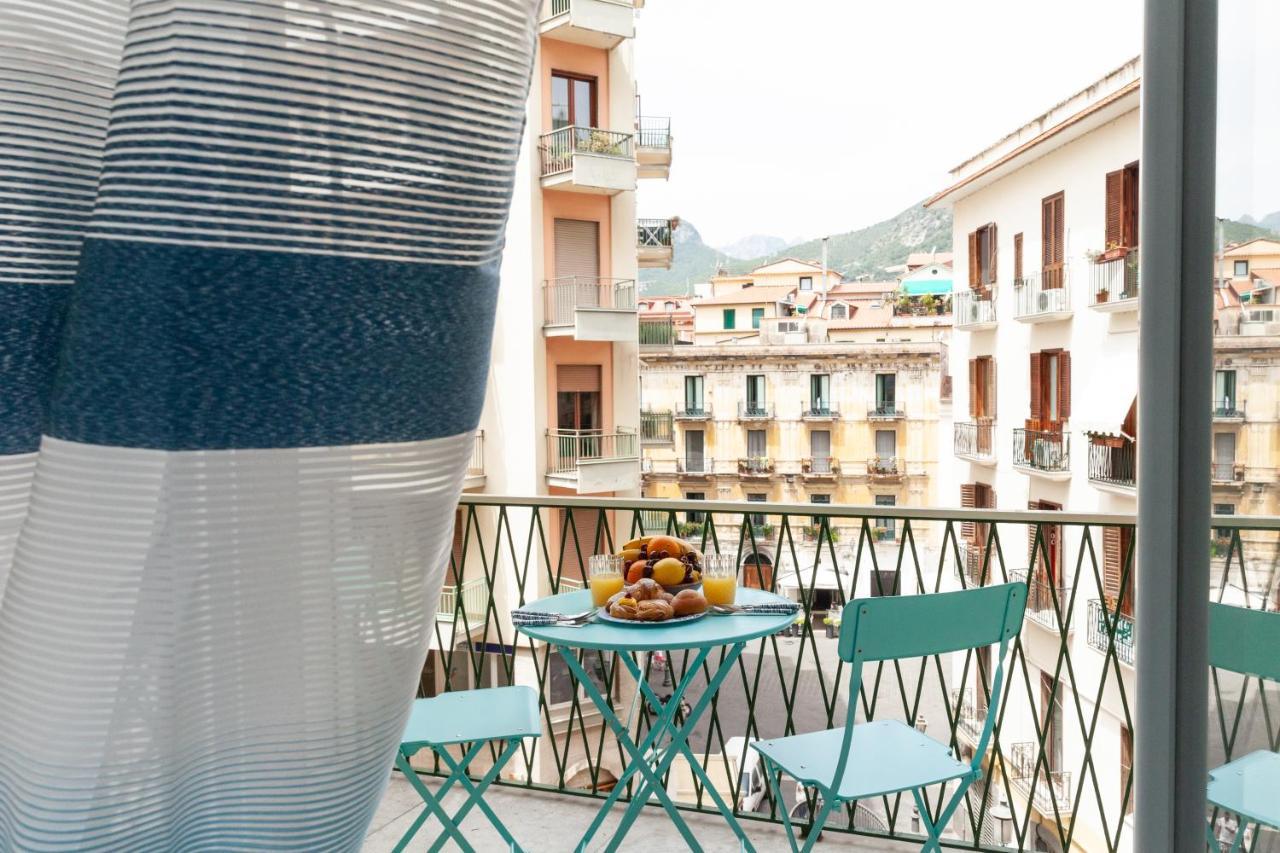 Velia34 Bed and Breakfast Salerno Eksteriør billede
