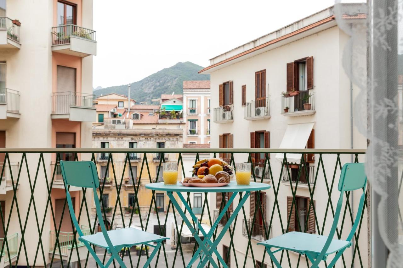 Velia34 Bed and Breakfast Salerno Eksteriør billede
