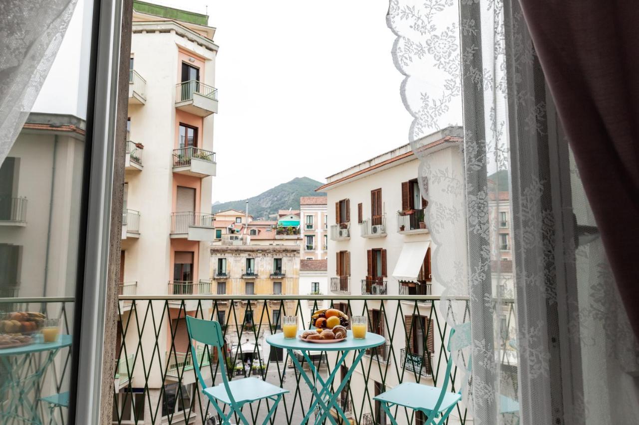 Velia34 Bed and Breakfast Salerno Eksteriør billede
